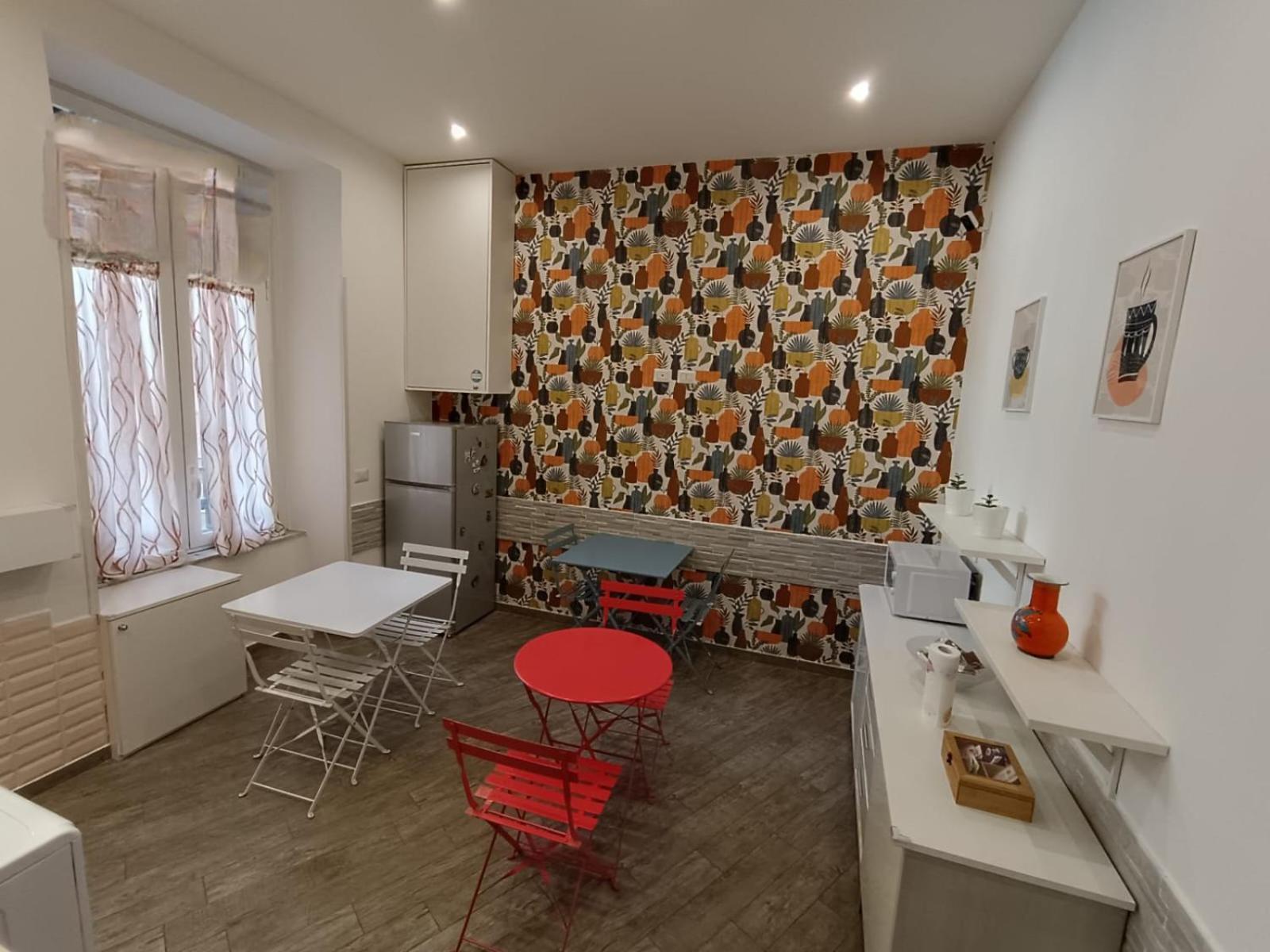 B&B Da Ary Colorful Rooms เนเปิลส์ ภายนอก รูปภาพ